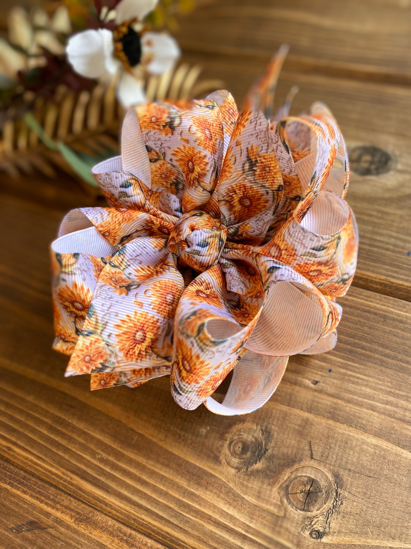 Aesthetic Sunflowers Vibes Hair Bow - LilaReneeCreations