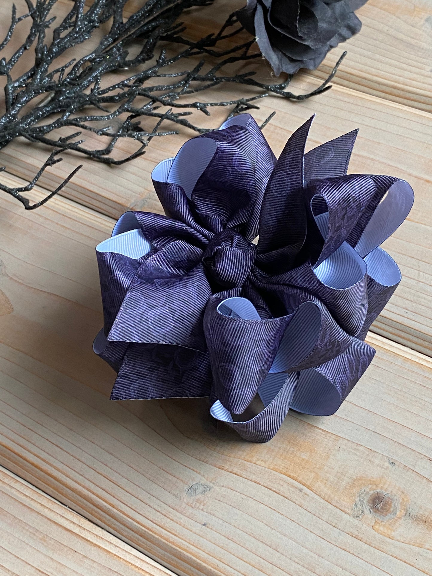 Black Roses Aesthetic Hair Bow - LilaReneeCreations