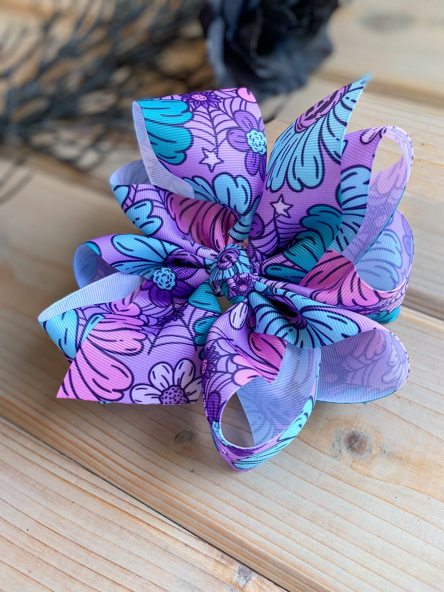 Pumpkin Daisy XL Hair Bows - LilaReneeCreations