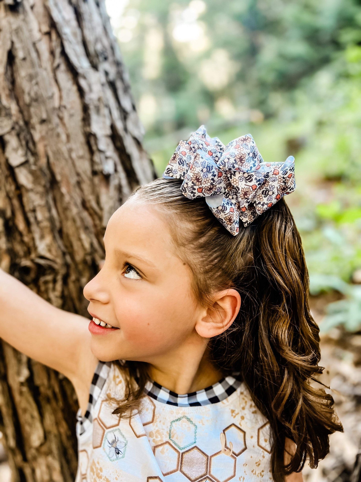 Sunflower Bee Hair Bows - LilaReneeCreations