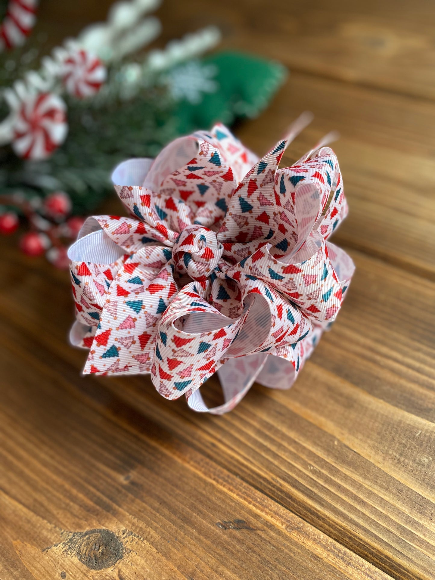 Mini Christmas Tree Hair Bows - LilaReneeCreations