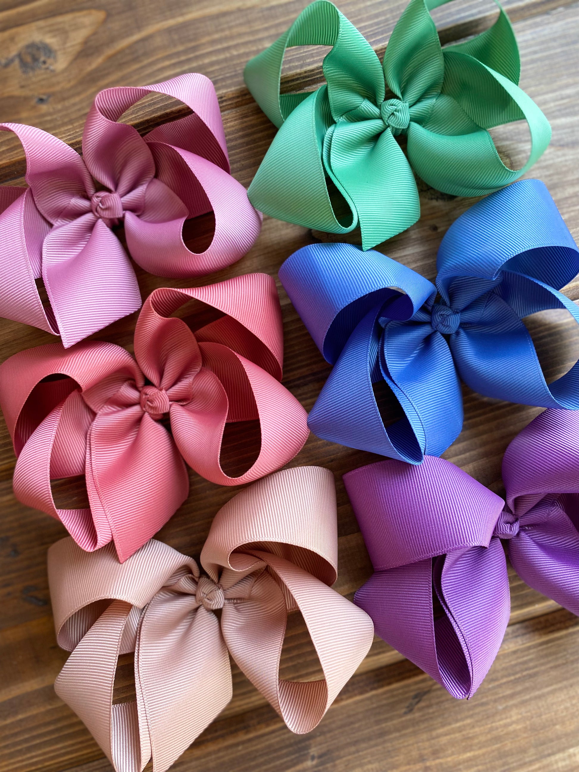 Pastel Aesthetic Hair Bows - LilaReneeCreations