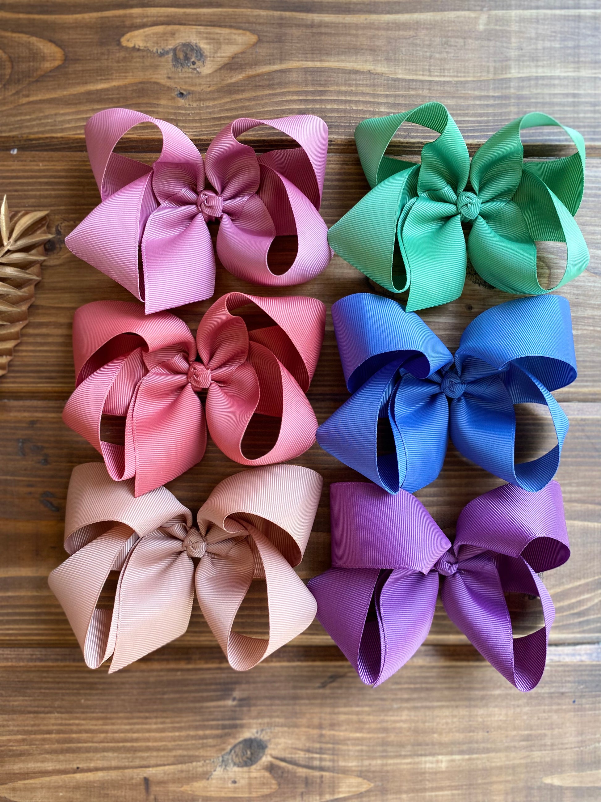 Pastel Aesthetic Hair Bows - LilaReneeCreations