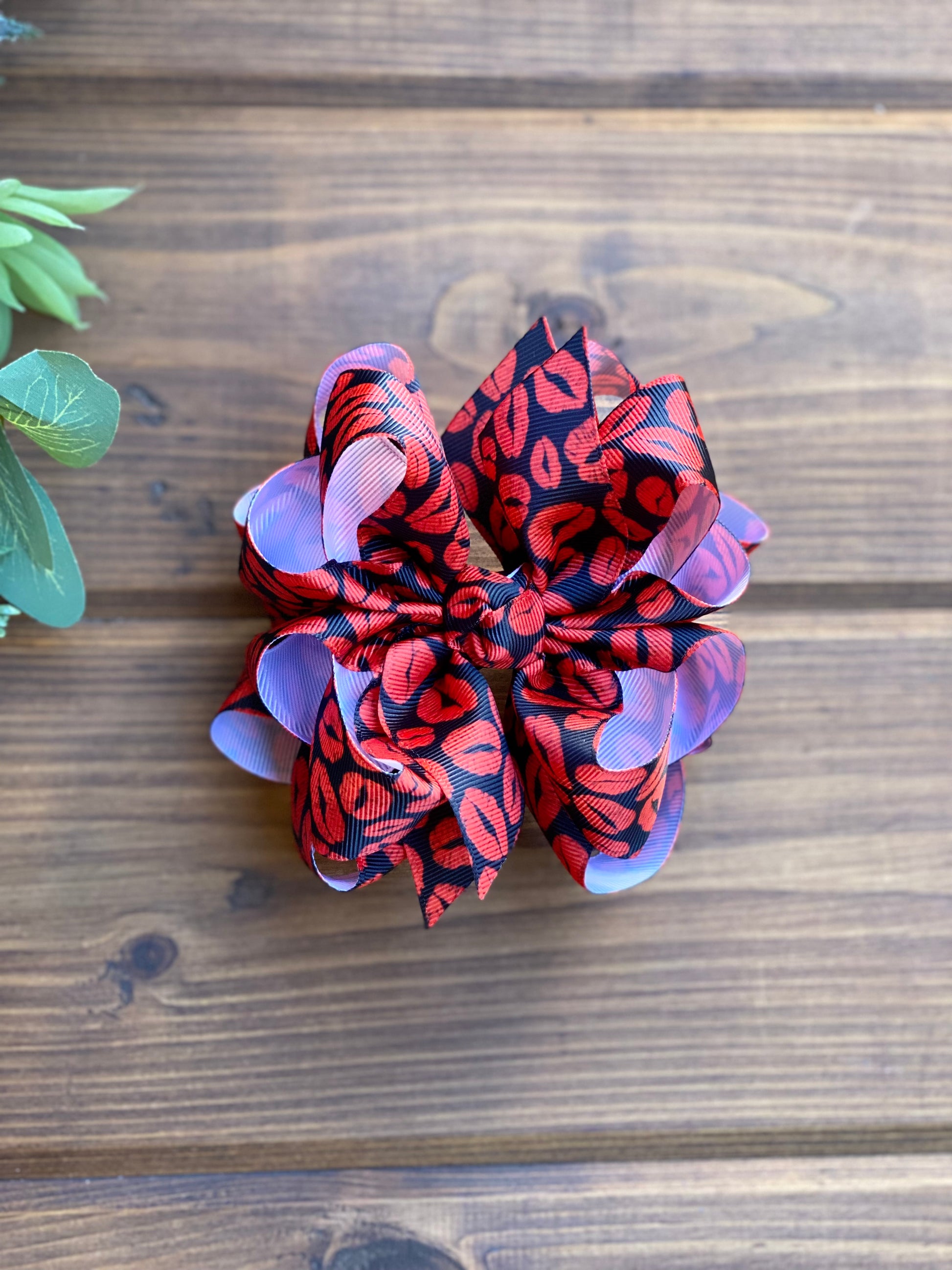 Kisses Hair Bows - LilaReneeCreations