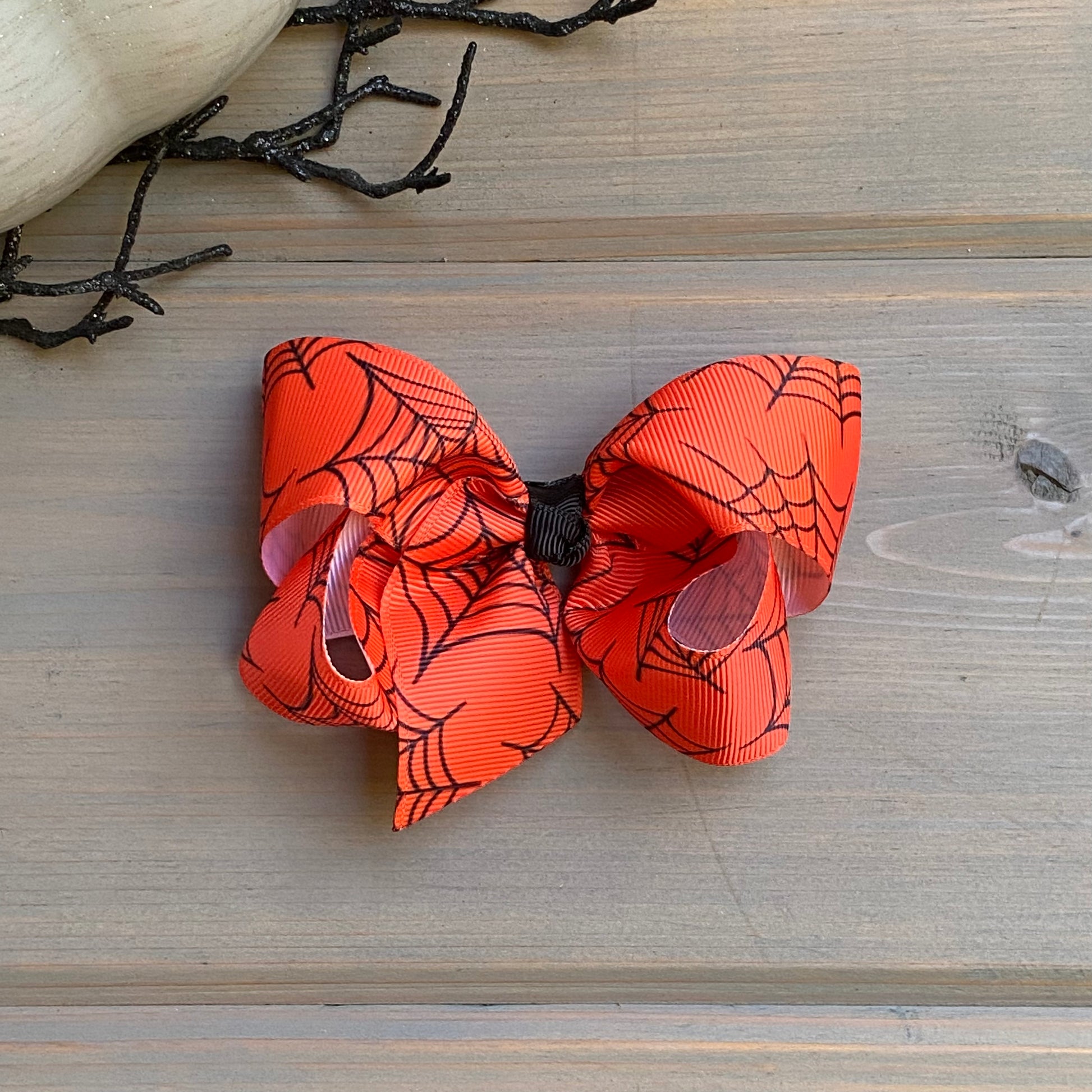 Spooky webs 🕸 Hair Bows - LilaReneeCreations