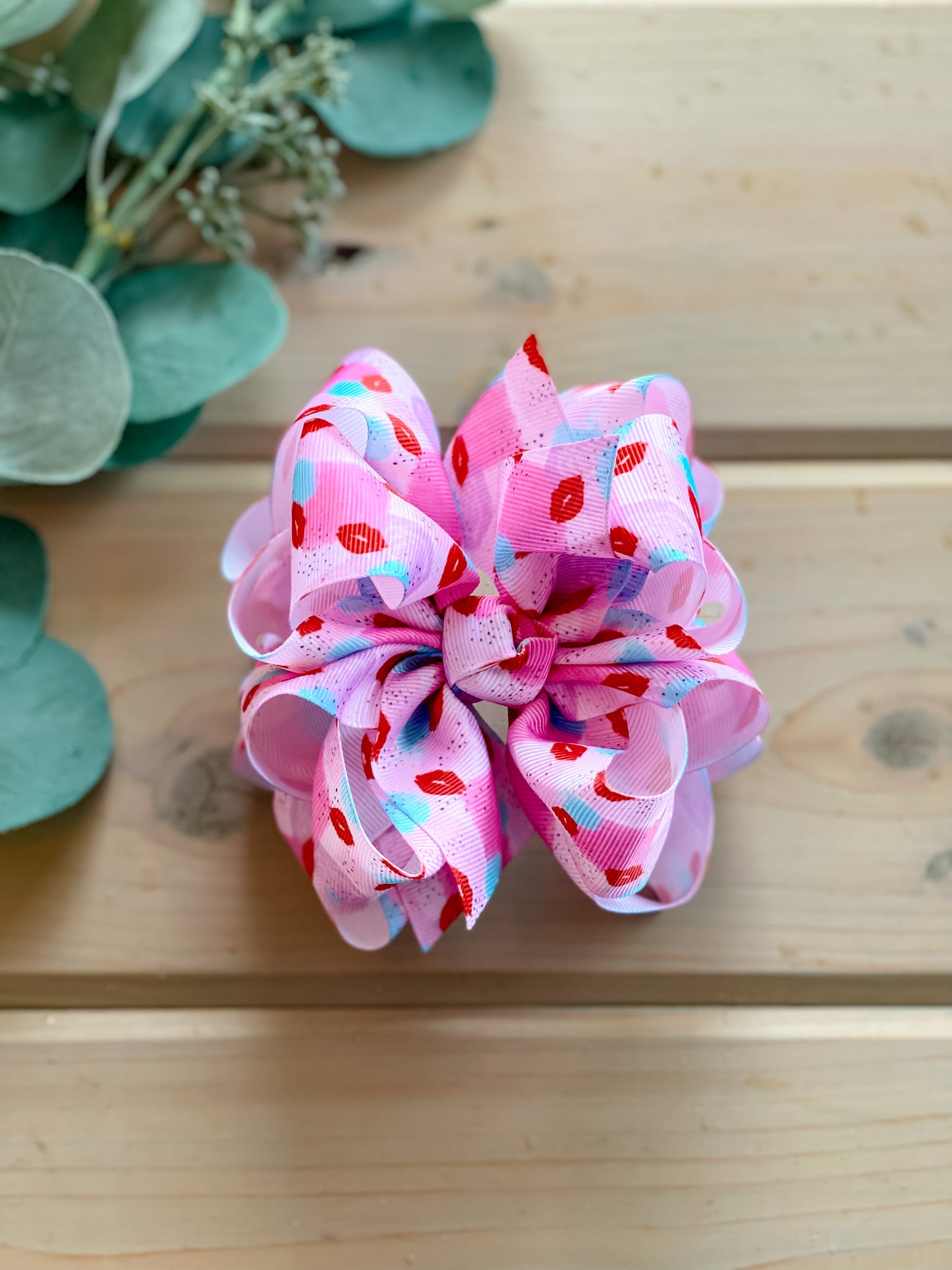 M2m Heart breaker Hair Bows - LilaReneeCreations