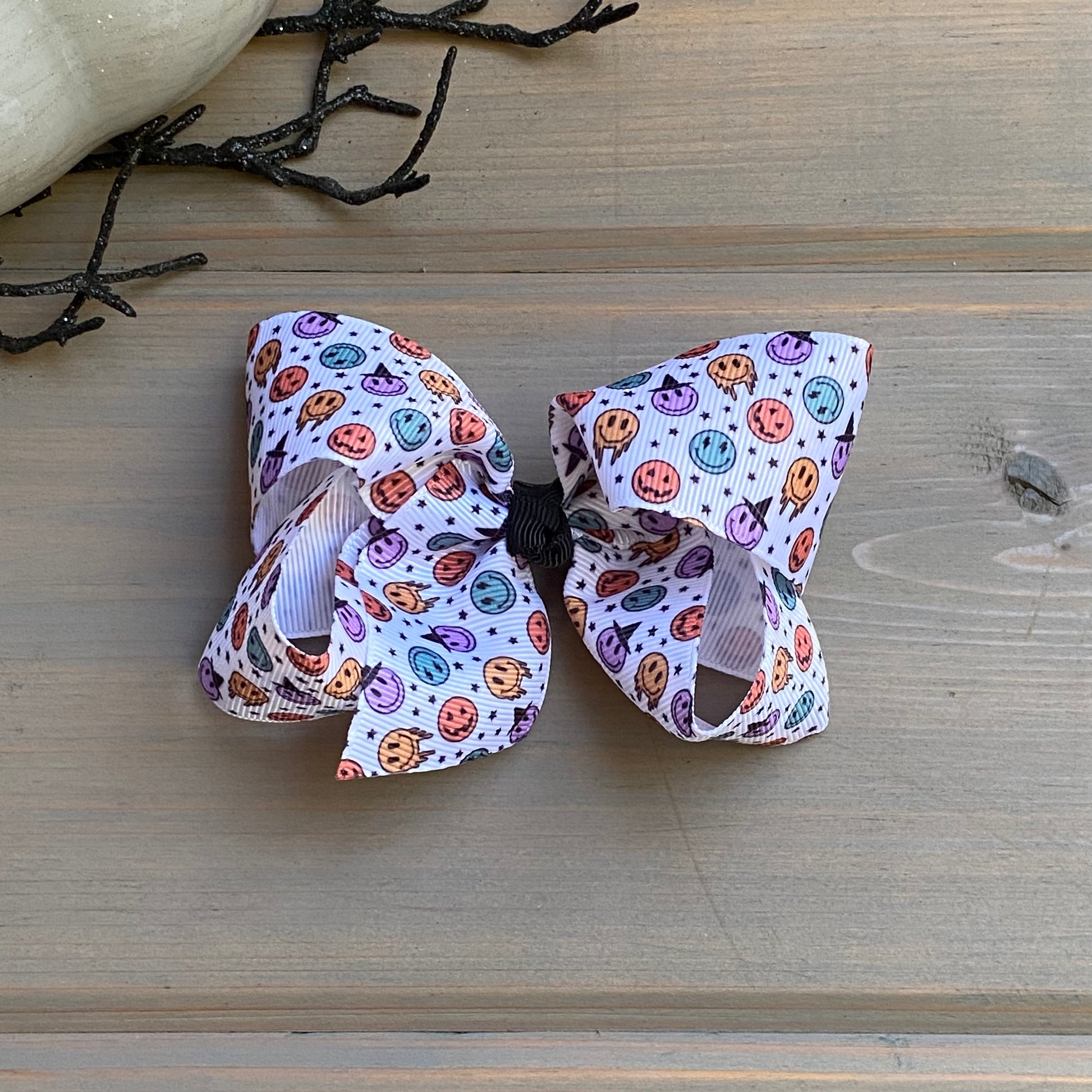 Witchy smiles Hair Bows - LilaReneeCreations