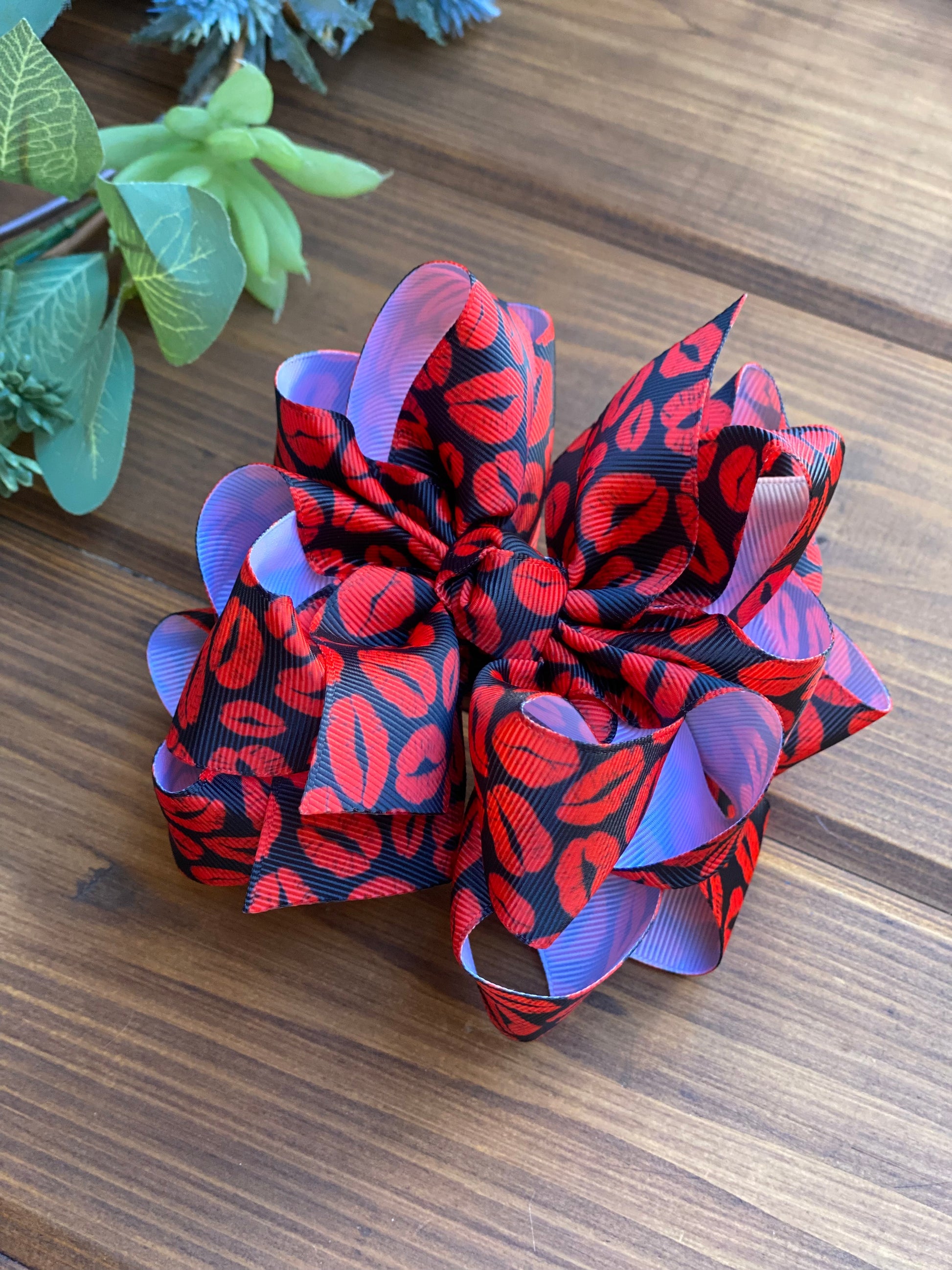 Kisses Hair Bows - LilaReneeCreations