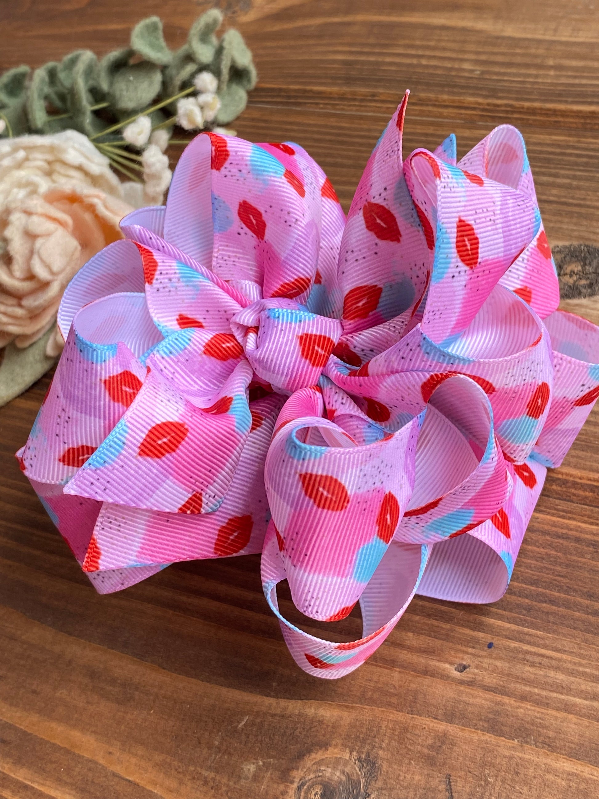 RESTOCK Heart breaker Hair Bows - LilaReneeCreations