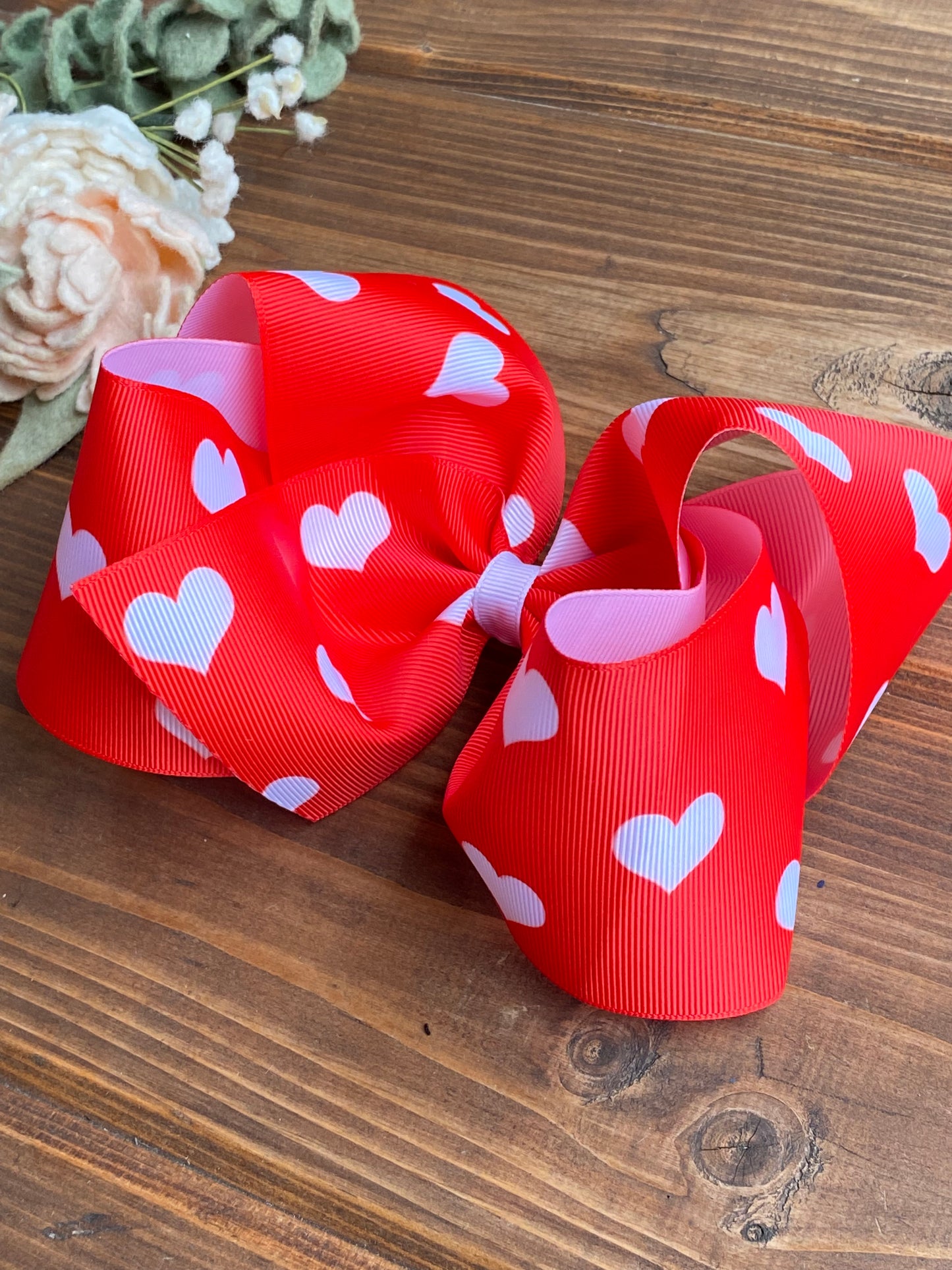 White Hearts XL boutique Hair Bows - LilaReneeCreations