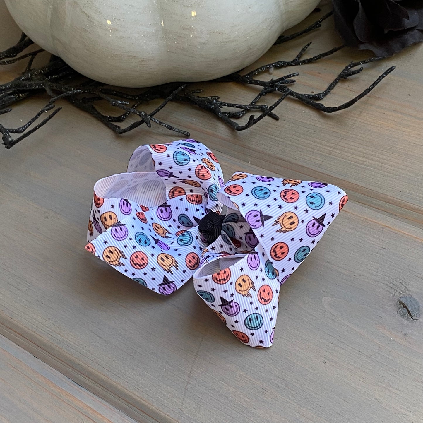 Witchy smiles Hair Bows - LilaReneeCreations