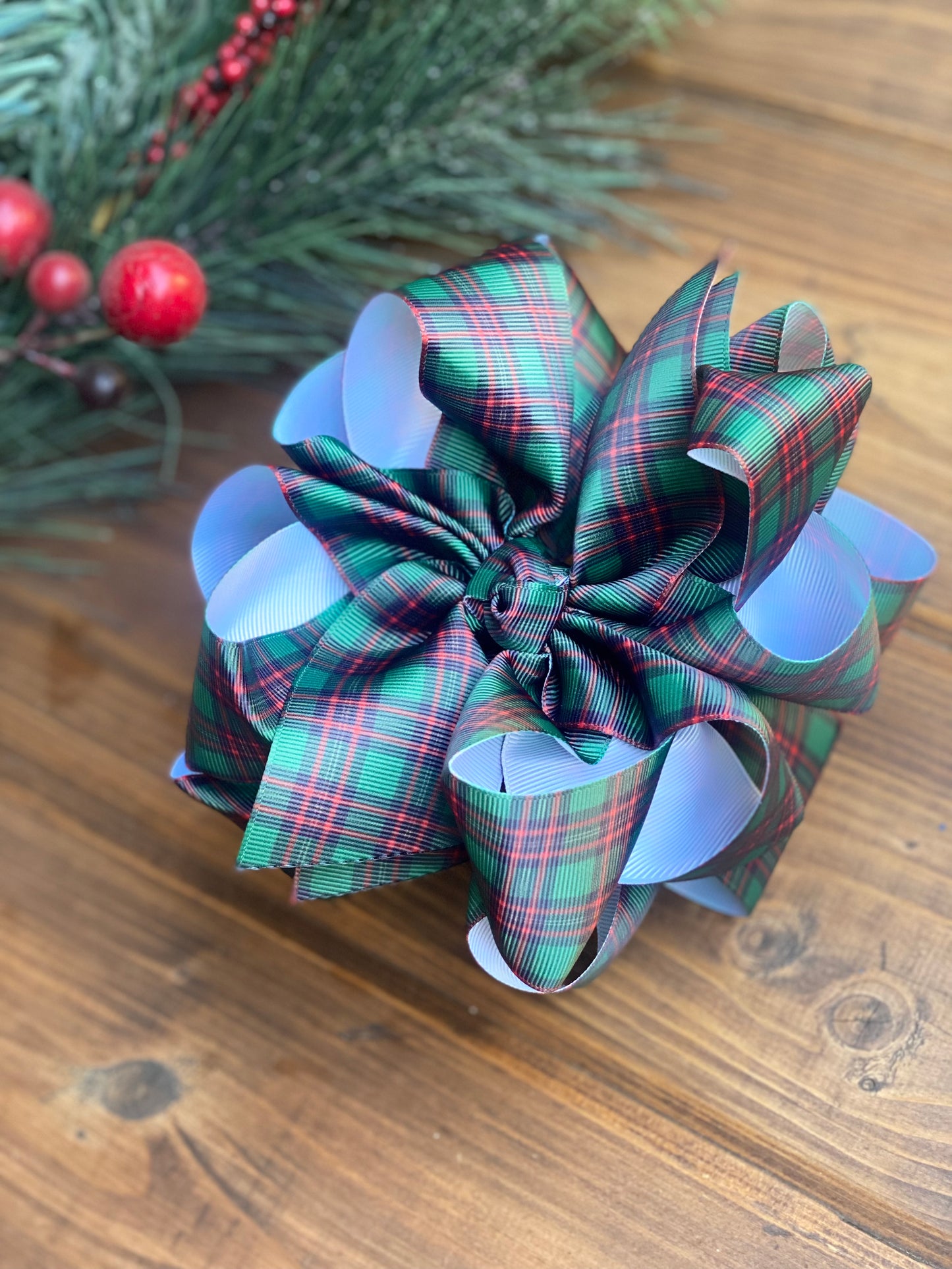 Green Plaid XL (L&E /Ellie) Hair Bows - LilaReneeCreations